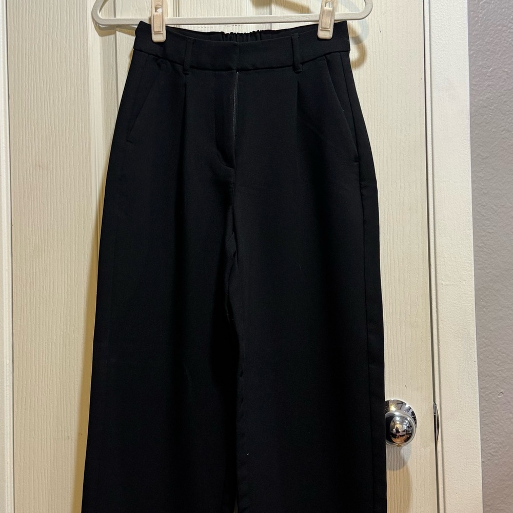 old navy trousers